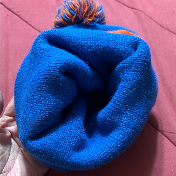 New York Mets - Adult Knit Pom Pom Beanie Hat in Blue and Orange - Picture 3 of 3